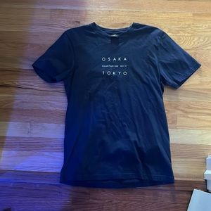Mens Vintage Tee Size Small - Pre owned - Good condition